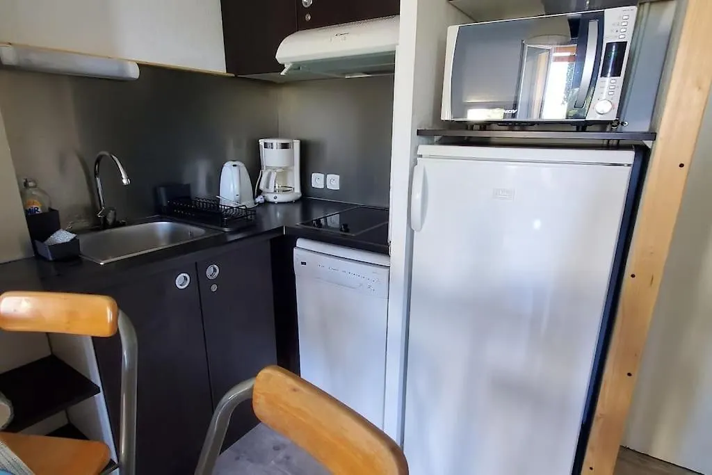 Apartment Appartement Dans Residence Avec Piscine La Londe-les-Maures