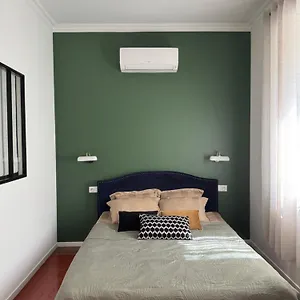  Appartement Dans Un Chateau Exceptionnel Du 18e Siecle