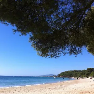De Vacances Au Calme Proche De La Mer La Londe-les-Maures