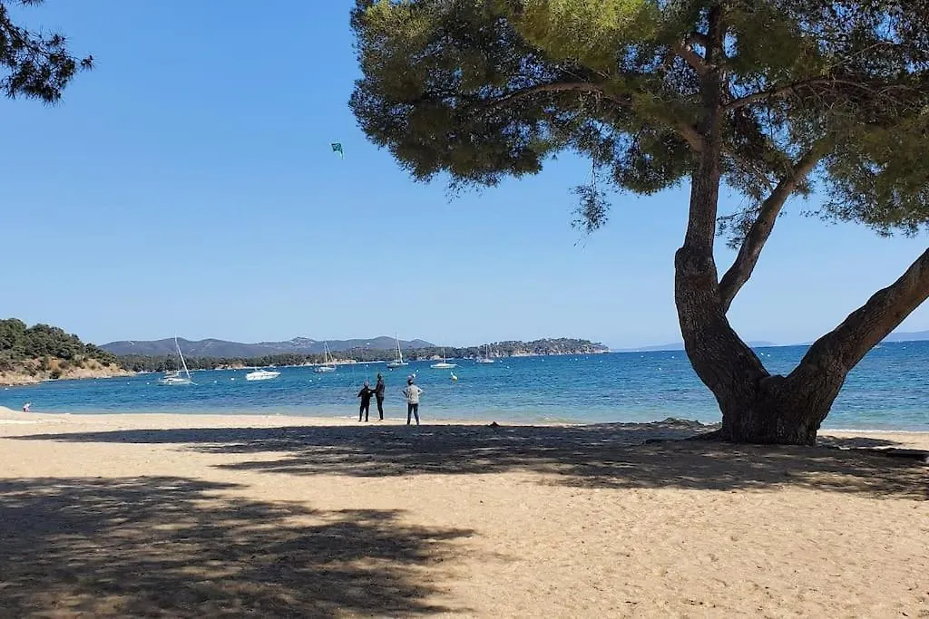 Appartement Dans Residence Avec Piscine La Londe-les-Maures 0*,  Francja